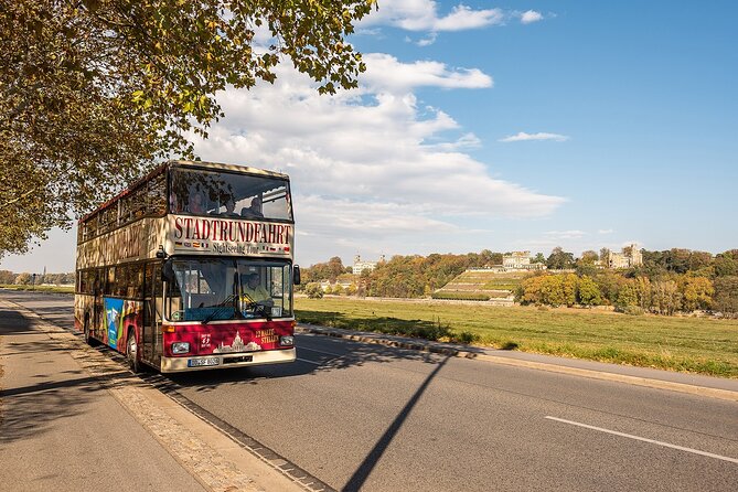 2 day ticket Grand City Tour Hop on Hop off 22 stops - The night watchman tour after dark