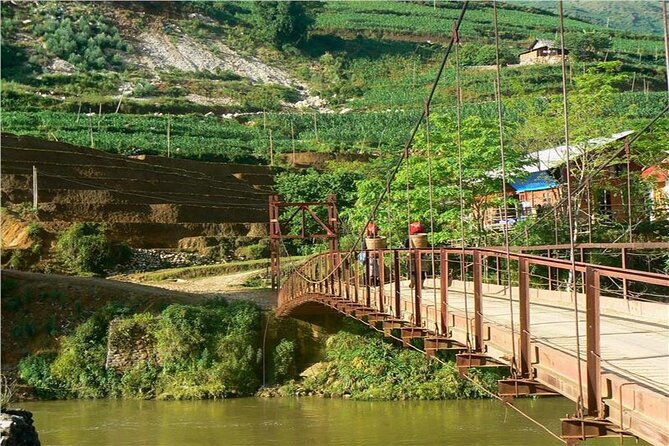 2-Day Trekking Adventure of Sapa from Hanoi with Night Bus - Breakfast in Sapa and the 12-kilometer walk