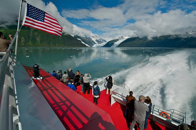 26 Glacier Cruise and Coach from Anchorage, AK - What to bring and how to handle the day