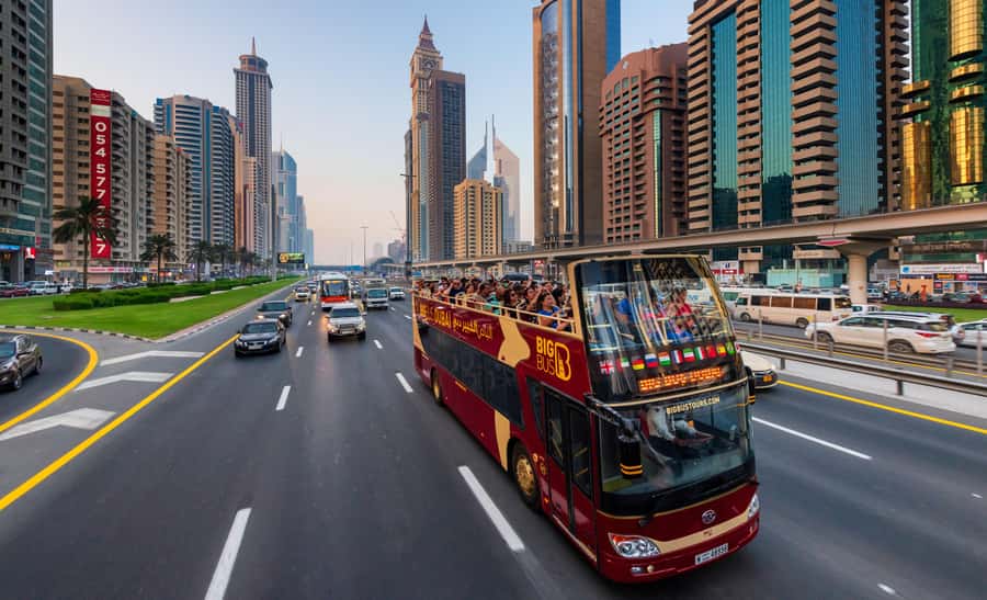 5-Day Pass: Hop-On Hop-Off, Lost World Aquarium, Dubai Frame - The desert sunset visit and fortress welcome