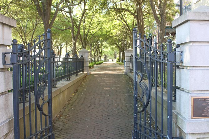 90-Minute Charleston City Sightseeing Bus Tour - Choosing the Charleston Museum upgrade