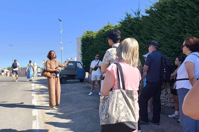 Alberobello Self-Guided Tour Departing from Bari by GT Bus - Using the digital maps and audio guide