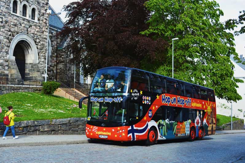 Ålesund: 1-Day Hop-On Hop-Off Sightseeing Bus GrayLine - The Art Nouveau center and the story of the 1904 fire