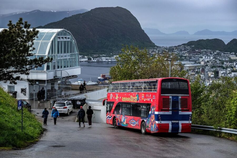 Alesund: City Sightseeing Hop-On Hop-Off Bus Tour - Why Ålesund is best seen from above