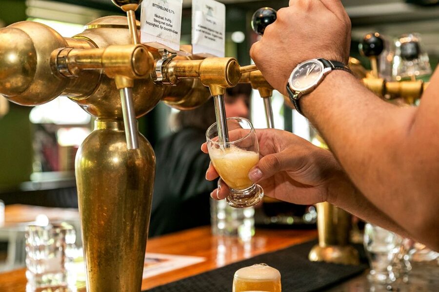 Amsterdam: Guided Craft Beer Brewery Bus Tour with Tastings - Starting at Overhoeksplein, behind Central Station