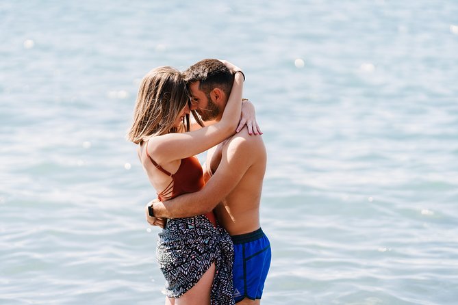 Archaeological Bus Tour To Akrotiri Excavations & Red Beach - Black sand at Perissa or Perivolos
