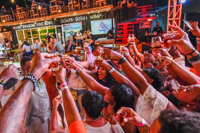Aruba Nightlife and Barhopping on Chogogo Party Bus - Komedo Tapas and Cocktail Stop