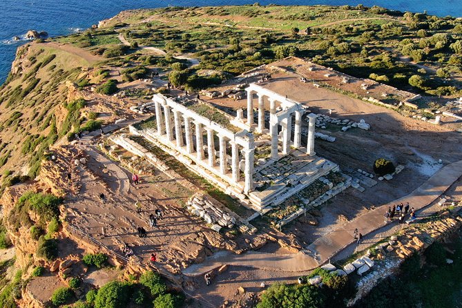 Athens Combo: Hop-on Hop-off Bus & Cape Sounion Sunset Tour - Omonoia, the Old Parliament, and Plaka