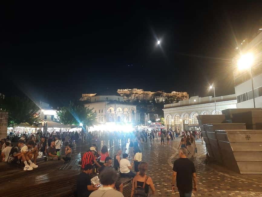 Athens panoramic tour by night with open double decker bus - Why Athens looks different after sunset