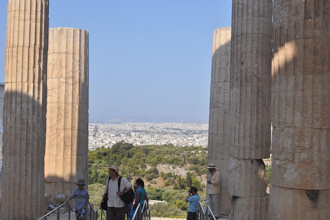Athens Private Full Day Tour (up to 15 in a luxurious Mercedes Minibus) - Plaka: lunch and a choice of museums