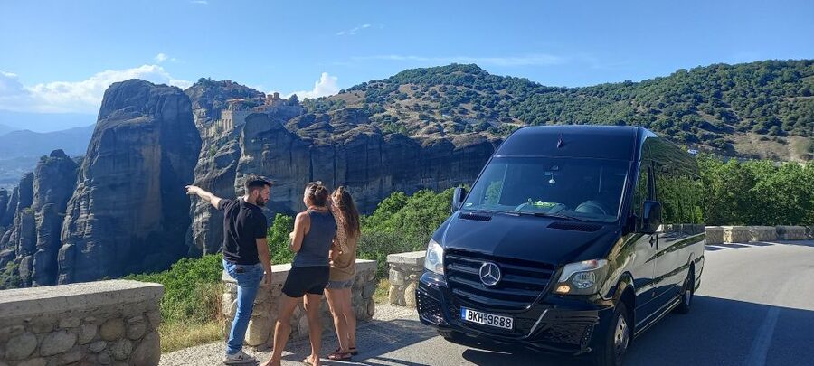 Athens to Meteora, Day Trip with Local Guide,up to 9 people - Why Meteora is worth the long ride from Athens