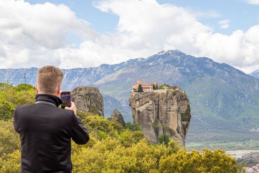 Athens to Meteora: Monasteries & Hidden Caves Bus Tour - Who should book this experience?
