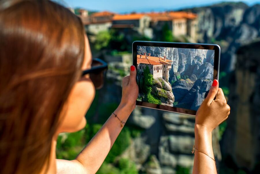 Athens to Meteora: Monasteries & Hidden Caves Bus Tour - Why Meteora is worth the long day