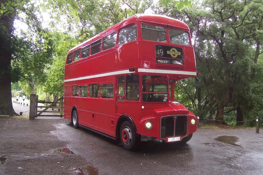 Auckland: Vintage Double-Decker Bus Sightseeing Tour - Parnell shows Auckland’s older side