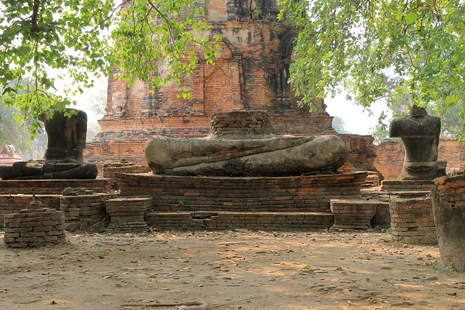 Ayutthaya Day Tour By Coach and Cruise - Viharn Phra Mongkhon Bophit and the large bronze Buddha