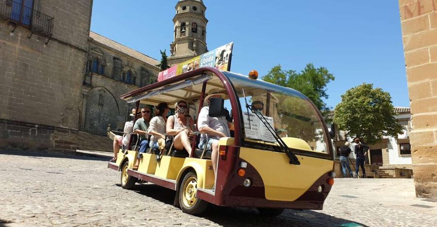 Baeza: Electric Bus Sightseeing Tour with Guide - The walls and the Guadalquivir Valley view