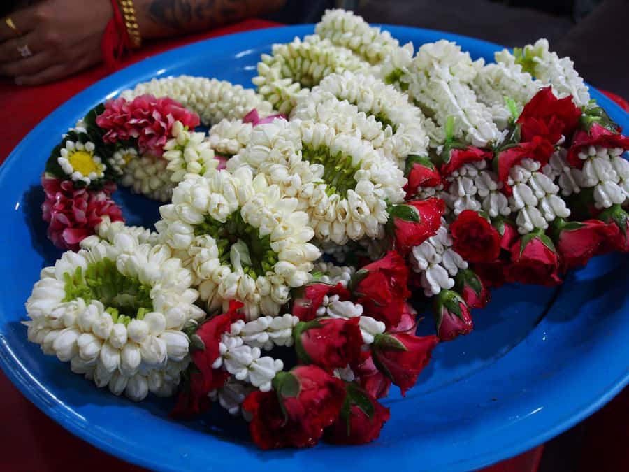 Bangkok: Full-Day Hop-On Hop-Off Walking Tour Mini Group - Little India, curry houses, textiles, and a Sikh temple