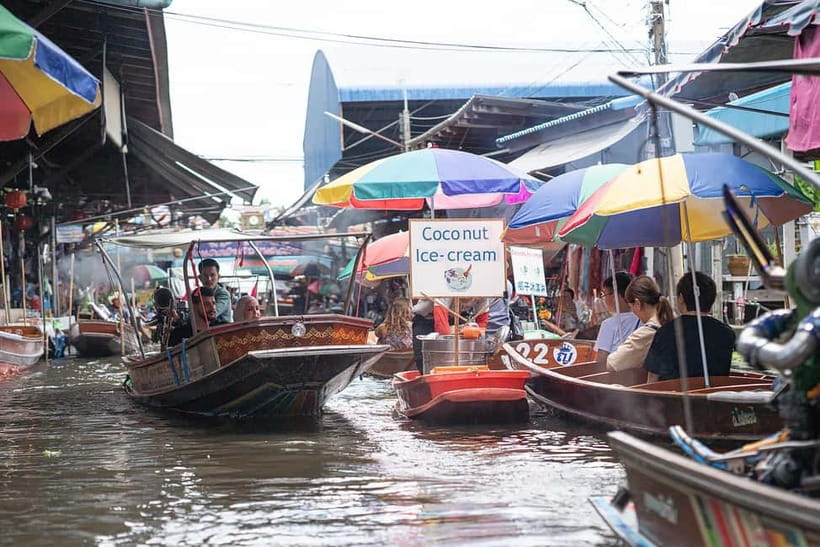 Bangkok: Premium Damnoen Saduak & Railway Market By Food Bus - The Lat Yai train ride
