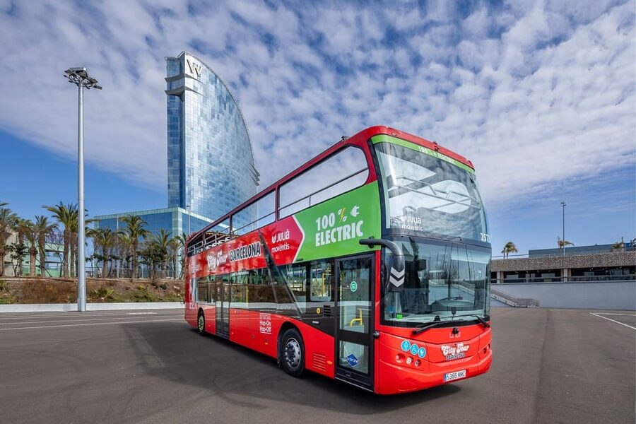 Barcelona: 24 or 48-Hour Hop-On Hop-Off Bus Tour - Should you book the Barcelona hop-on hop-off bus?