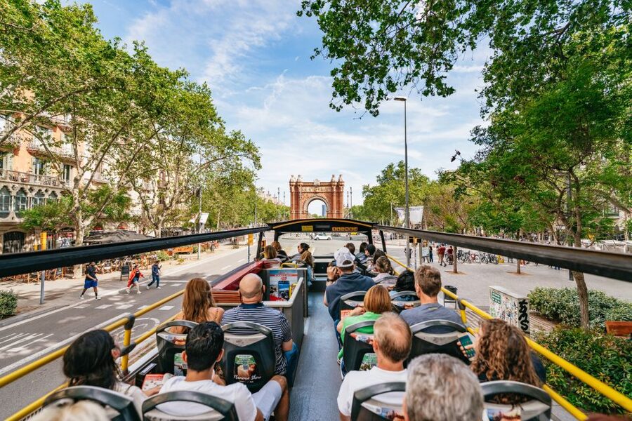 Barcelona: Hop-On Hop-Off Bus & Aquarium Tour - FAQ