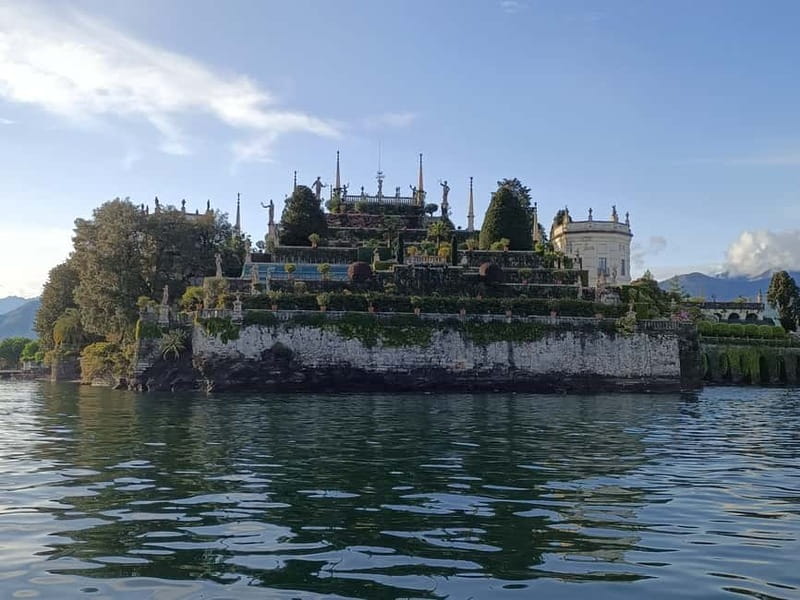 Baveno: Hop-On Hop-Off Boat Tour to 3 Borromean Islands - Who will enjoy this boat pass most