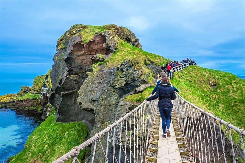 Belfast: Giant's Causeway Tour and 2-Day Open Top-Bus Tour - Why this Belfast and Causeway Coast combination works