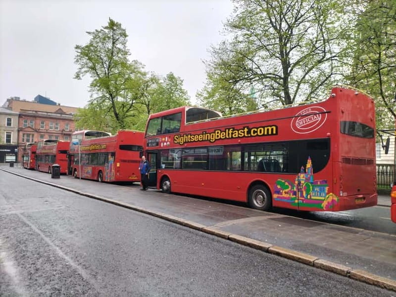 Belfast: Hop-On Hop-Off Belfast Open Top Bus Tour - Queen’s University and the Ulster Museum