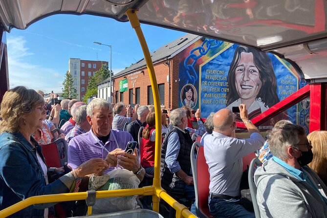 Belfast Hop-on Hop-off Tours - Stop 1: City Hall is the practical starting point
