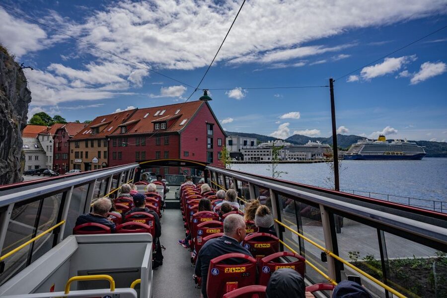 Bergen: City Sightseeing Hop-On Hop-Off Bus Tour - Stop 4: Magic Ice and Nykirken