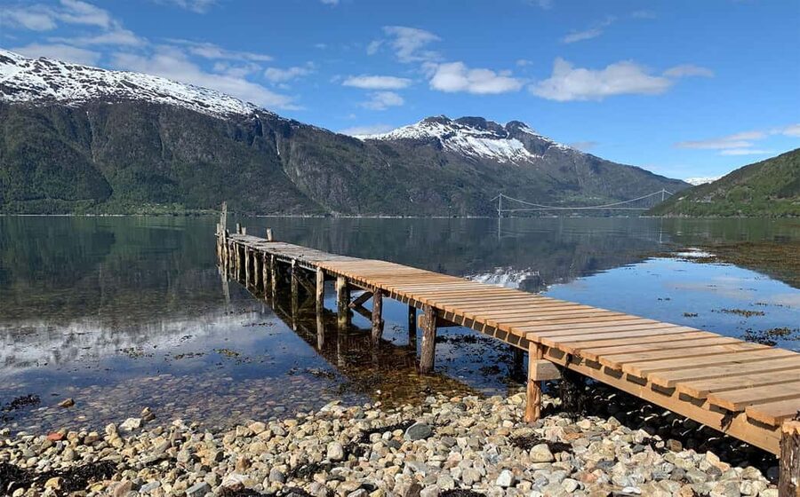 Bergen: Hardangerfjord & Waterfalls Bus Tour with Apple Pie - Hardangerfjord views, without a long cruise