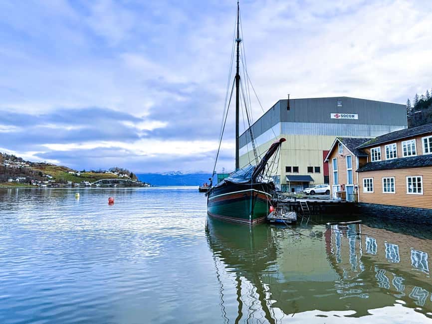Bergen: Hardangerfjord & Waterfalls Bus Tour with Apple Pie - Norheimsund brings the fjord town into focus
