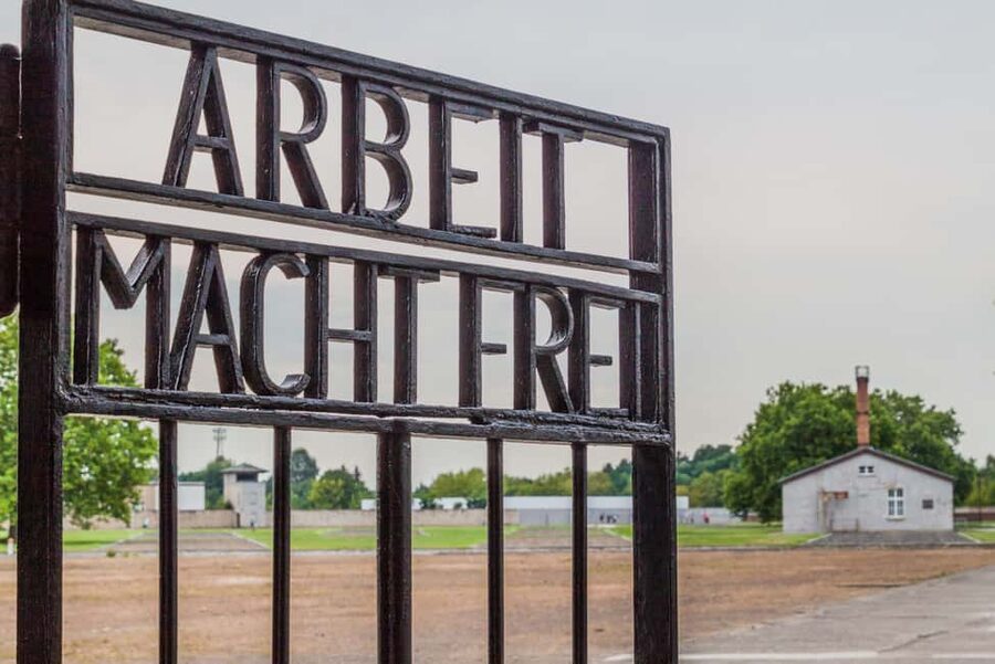Berlin: Bus Tour to Sachsenhausen, East Side Gallery, & Berlin Story Bunker - Why the bus matters at $57