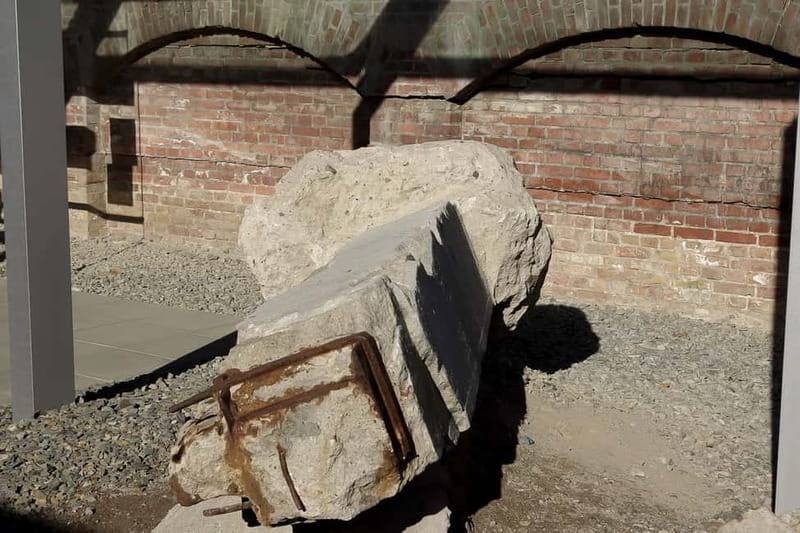 Berlin & Sachsenhausen: 5-Hour Tour "Third Reich" by VW-Bus - Key points to know before booking