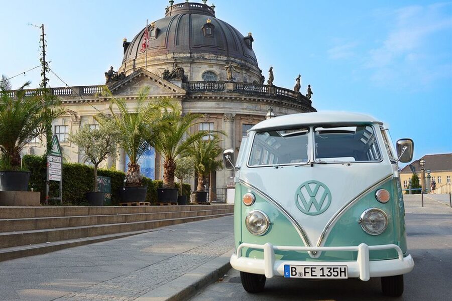 Berlin: Sightseeing Tour in Classic Volkswagen T1 Samba Bus - Key points to know before you book