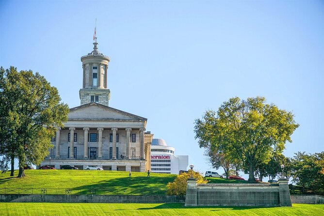 Best of Nashville City Sightseeing Tour on Double Decker Bus - A quick first look at Nashville from 1st Avenue