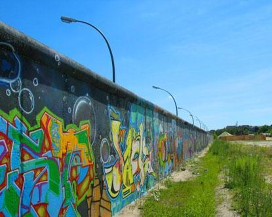 Big Bus Berlin Hop-On Hop-Off Sightseeing Tour & Currywurst - Key points to know before you book