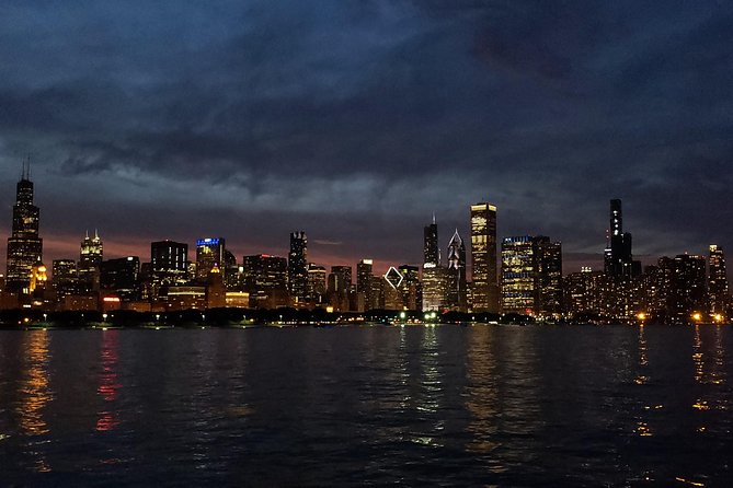 Big Bus Chicago: Hop-On Hop-Off Sightseeing Tour, 24/48/72hr Pass - Willis Tower and Skydeck Chicago