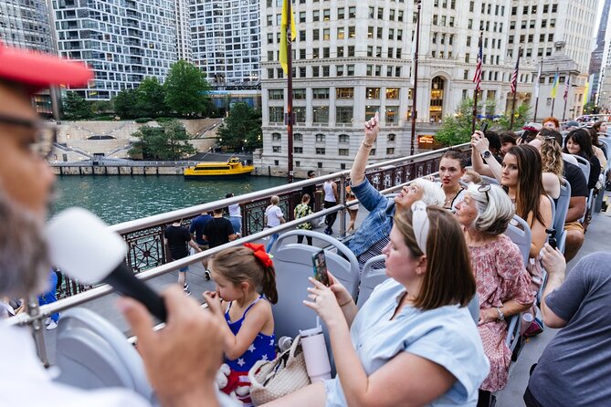 Big Bus Chicago: Sunset Tour by Open-Top Bus with Live Guide - The upper deck, the weather, and practical comfort