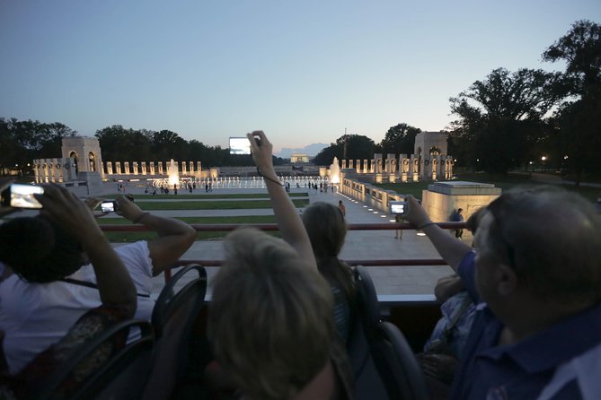 Big Bus DC: Monuments & Memorials Night Tour by Open-top Bus - What this DC night ride is really like