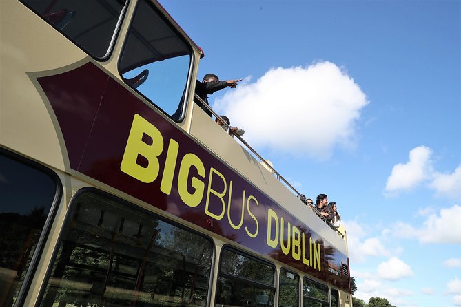 Big Bus Dublin Hop-on, Hop-off Sightseeing Tour with Live Guide - Live guides, audio quality, and timing