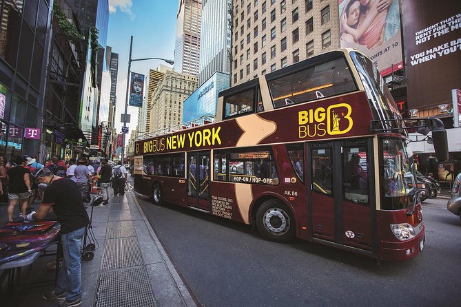 Big Bus New York: Sightseeing Night Tour by Open-top Bus - The guide can make or break the two hours