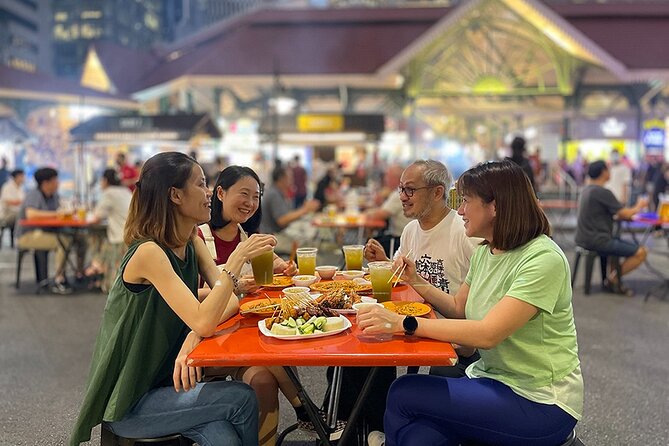 Big Bus Singapore Night Tour with Gardens by the Bay Light Show - Meeting at Suntec City at 6:15 pm