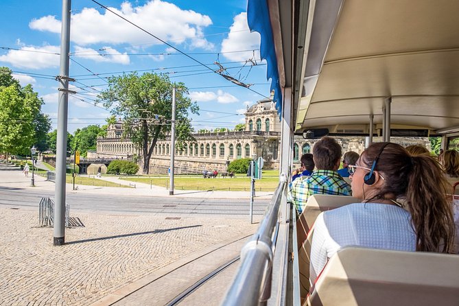 Big city tour hop on hop off 22 stops - What this Dresden bus tour is really good for