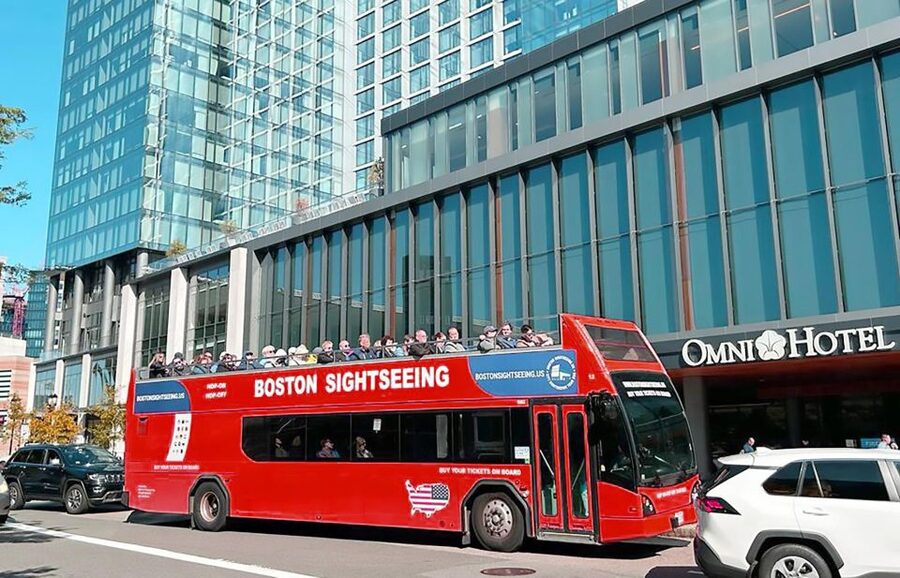 Boston: Hop-On Hop-Off Double-Decker Bus Sightseeing Tour - Stops 6 and 7: Copley Square, the library, Trinity Church, and Back Bay