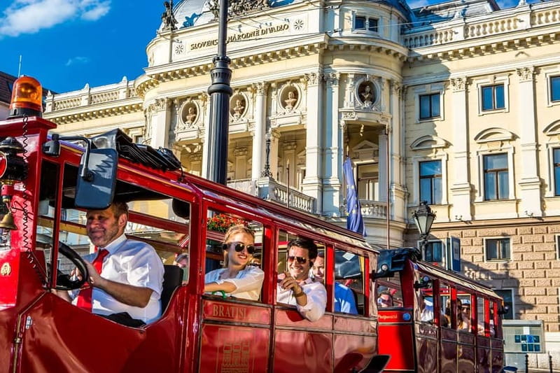Bratislava: Sightseeing Bus Tour - Why this bus tour works in Bratislava