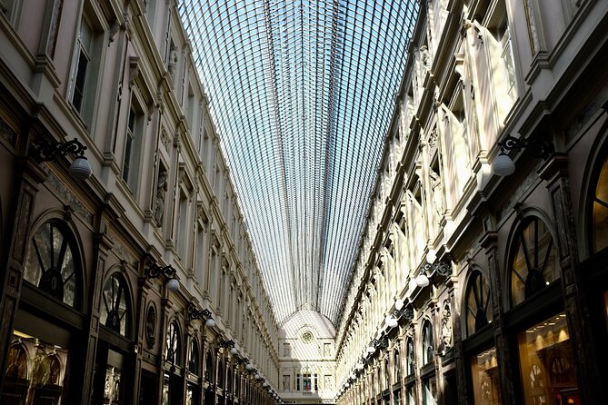 Brussels Highlights Walking and Bus Tour w/ Waffle - Royal Brussels, Sablon, and the Palace of Justice