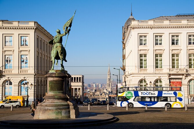 Brussels Tootbus Discovery Hop On Hop Off Bus and walking tours - Cinquantenaire: open space and grand architecture