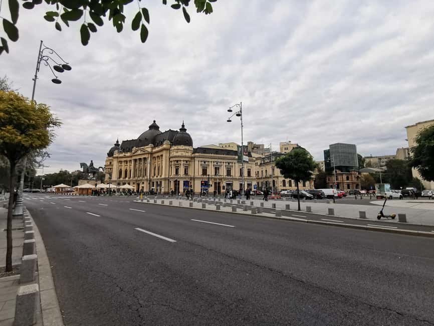 Bucharest city tour: Hop-on Hop-off sightseeing minibus - Timing, communication, and small practical details