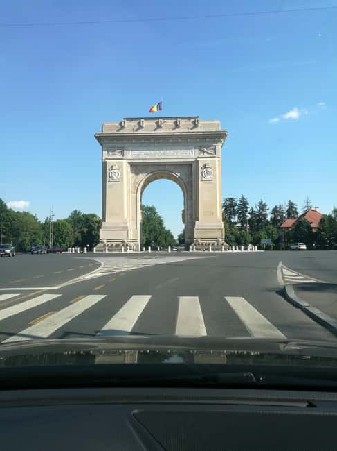 Bucharest short tour Hop-on hop-off format live tourguide - Bucharest in two hours, from University Square outward