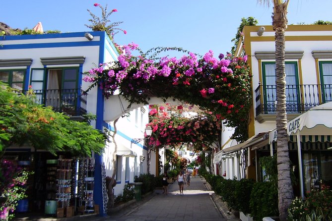 Bus to the local market of Puerto de Mogan - How the timing works in practice